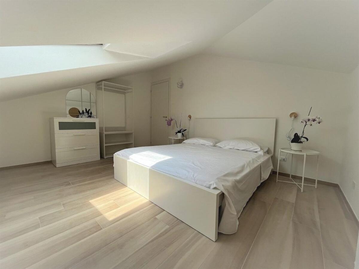 Attico Calla Peschiera del Garda Kültér fotó